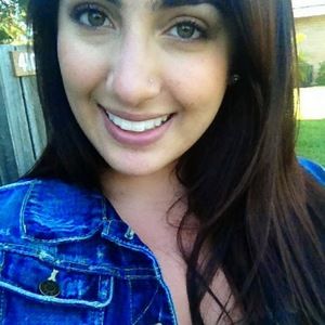 Meet your Posher, Danielle